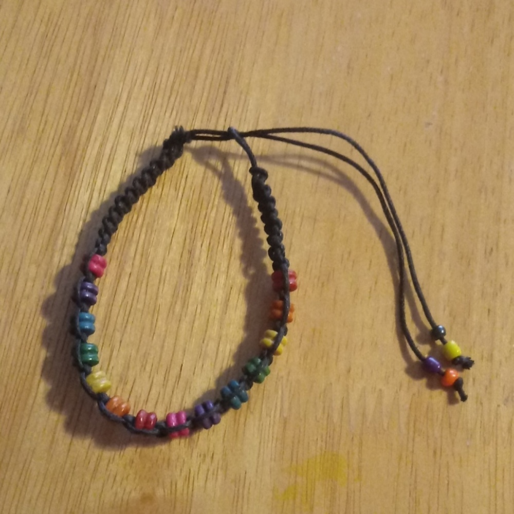 Adjustable bracelet